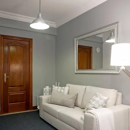 Amplio En Gros Con Parking Privado * San Sebastián