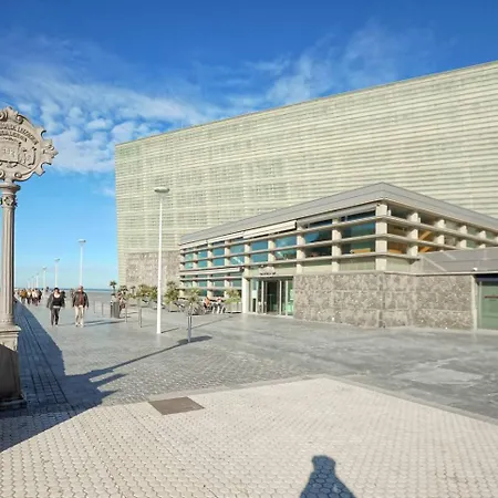 Amplio En Gros Con Parking Privado Appartement