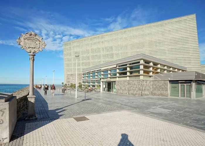 Amplio En Gros Con Parking Privado Appartement