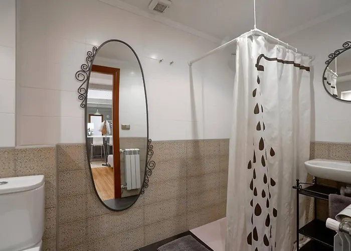 Apartamento Amplio En Gros Con Parking Privado *